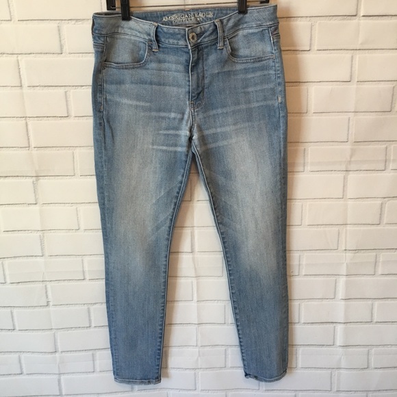 American Eagle Outfitters Denim - American Eagle Jeggings light denim size 12